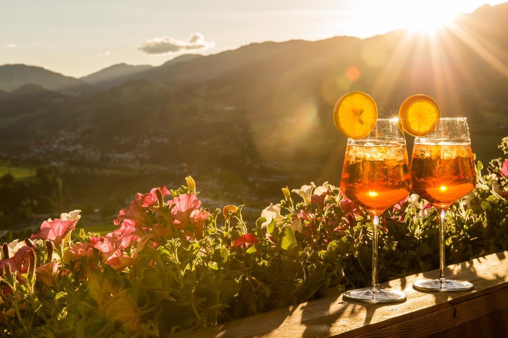 Aktivhotel Alpendorf Sankt Johann im Pongau Exteriör bild